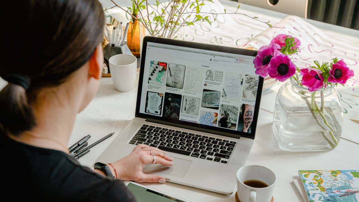 La  celebración pretende poner en relieve una tendencia que, tras ser opacada por los dispositivos electrónicos, goza de una nueva popularidad.