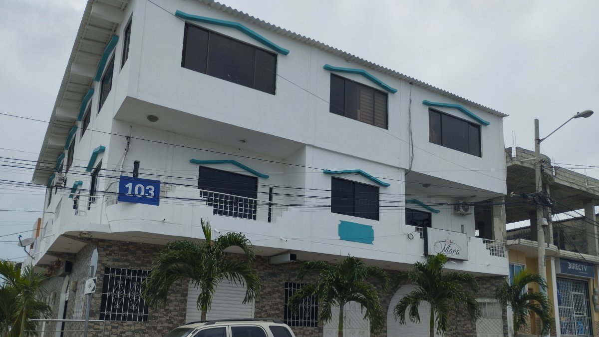 Situación. Se llevaron la memoria del sistema de videovigilancia, tras cometer el robo en esta vivienda.