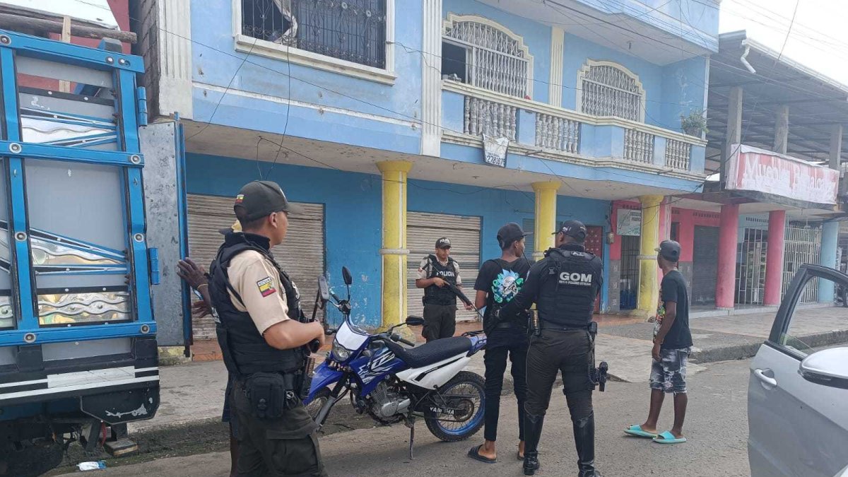 Control.- Uno de los operativos que ha realizado la Policía Nacional para reducir la inseguridad en Ecuador.