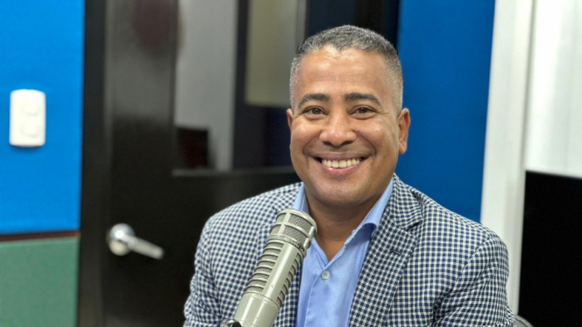 Armijos fue militante de la Revolución Ciudadana y hoy aspira a ser Presidente respaldado por el Movimiento Amigo.