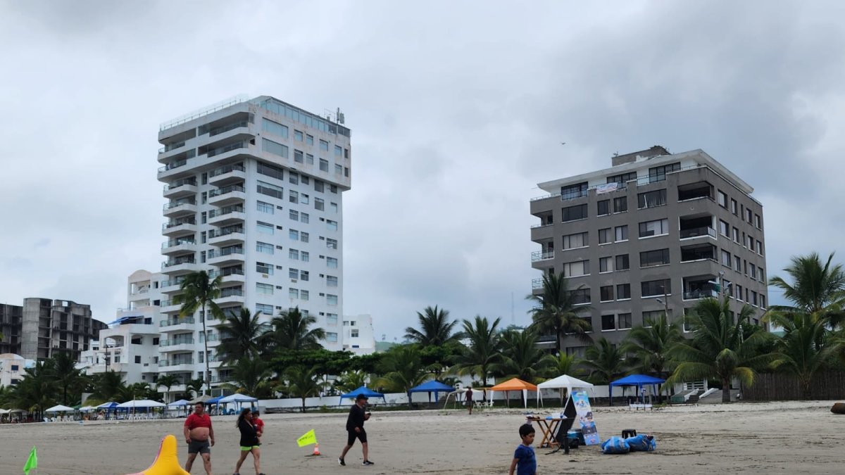 Preparación. En Ayangue los negocios igual se prepararon para recibir turistas.