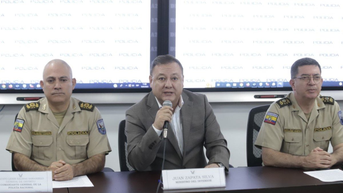 Juan Zapata, ministro de Interior, se pronunció en Twitter.