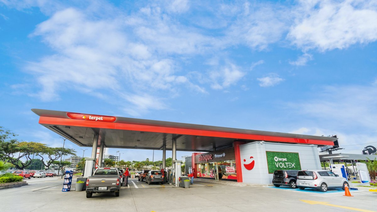 Estación. Una de las gasolineras que hay en Guayaquil.
