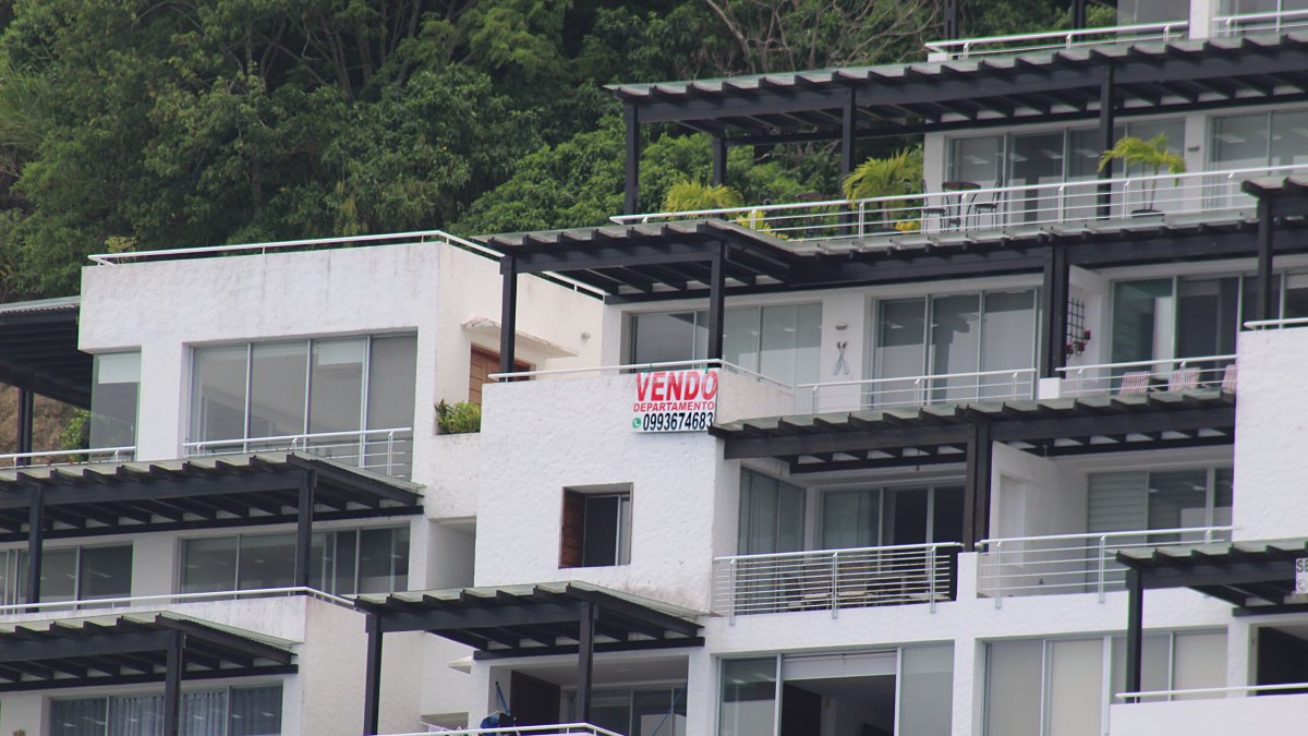 Su historia. El complejo habitacional empezó a construirse en el mes de noviembre de 1987. Hoy sus departamentos se venden o se rentan.