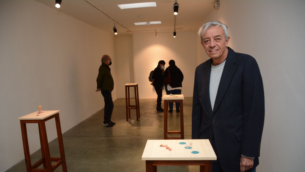 Pablo Barriga en su exposición 'Paisajes'.
