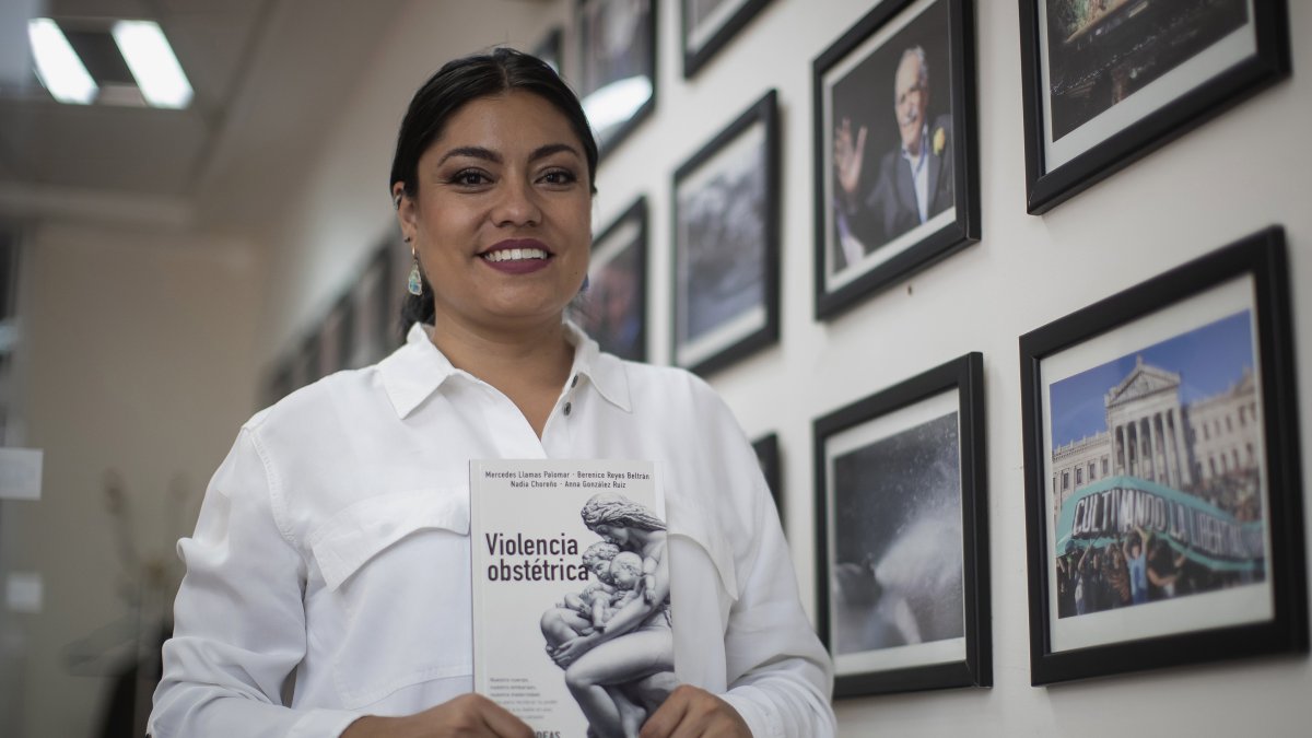 La asesora de maternidad y coautora del libro