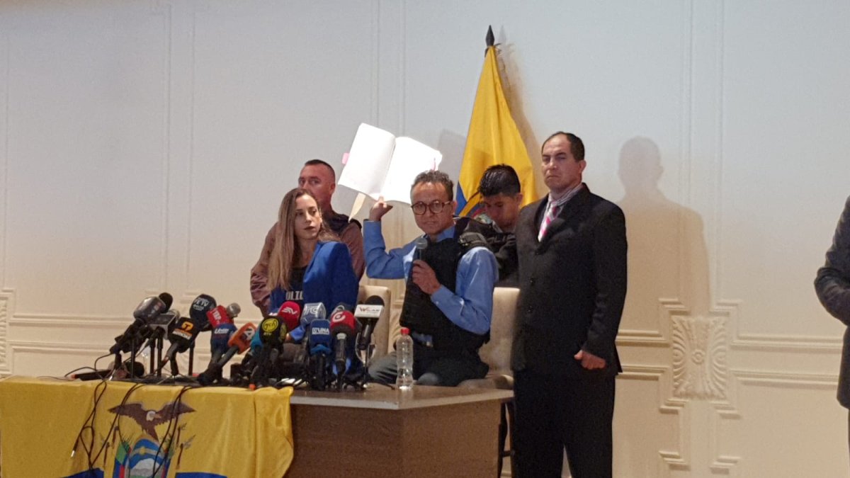 El contrato referido por Zurita asciende a $30 millones