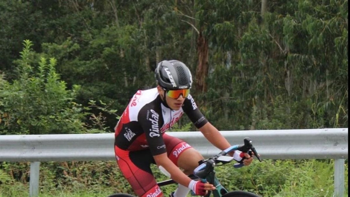El ciclista durante las intensas jornadas en suelo español.