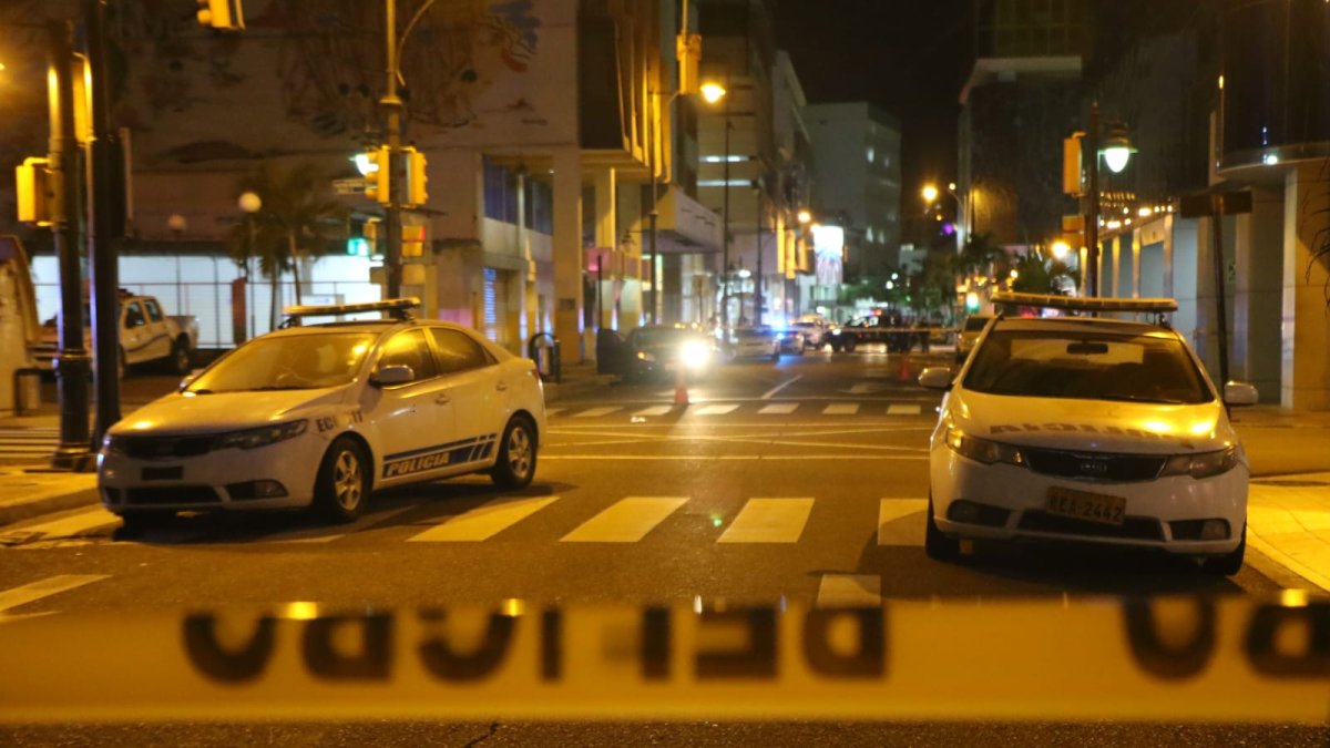 Personal especial de la Policía Nacional, específicamente del GIR, llegó al sitio para realizar el proceso respectivo.