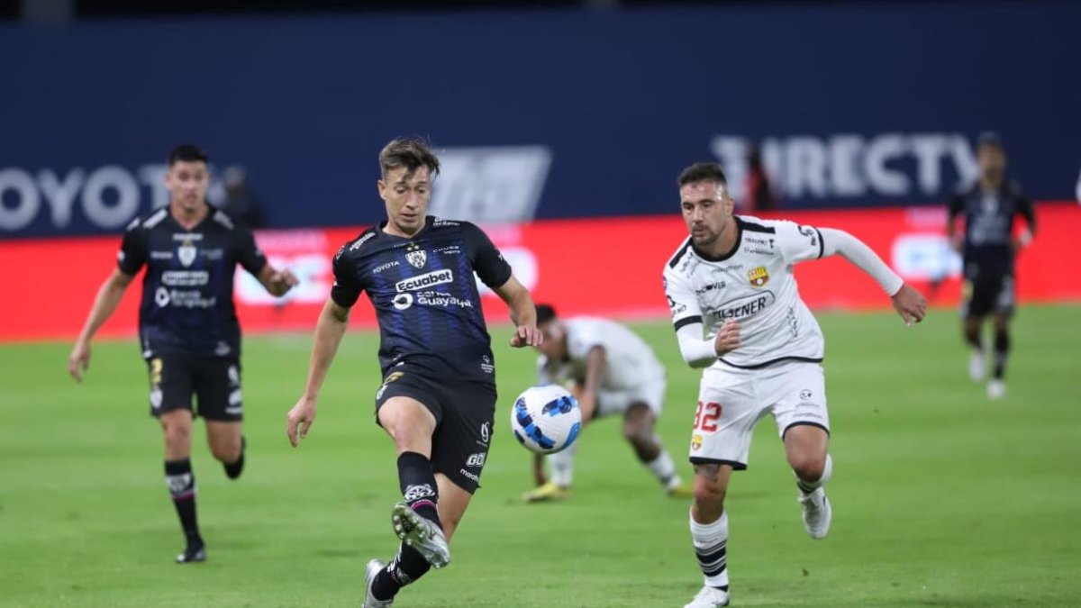 En la primera etapa, IDV se quedó con el triunfo por la mínima en el Estadio Banco Guayaquil.