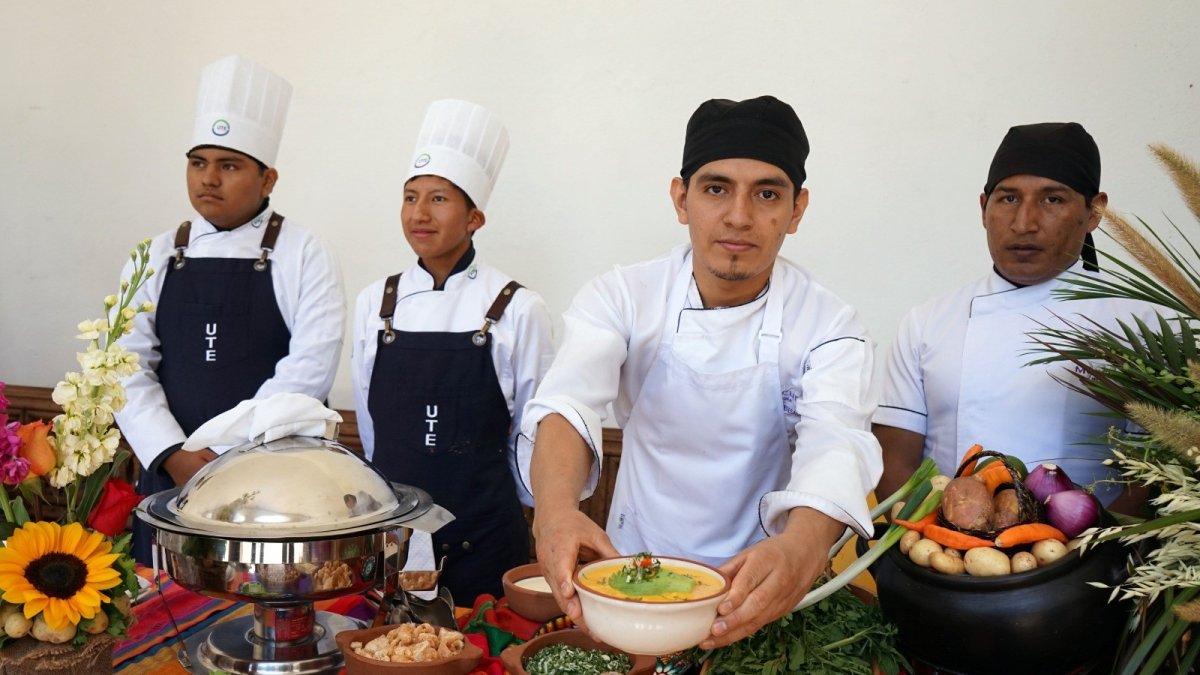 Evento. Este jueves se realizó el festival del locro quiteño y su premiación.