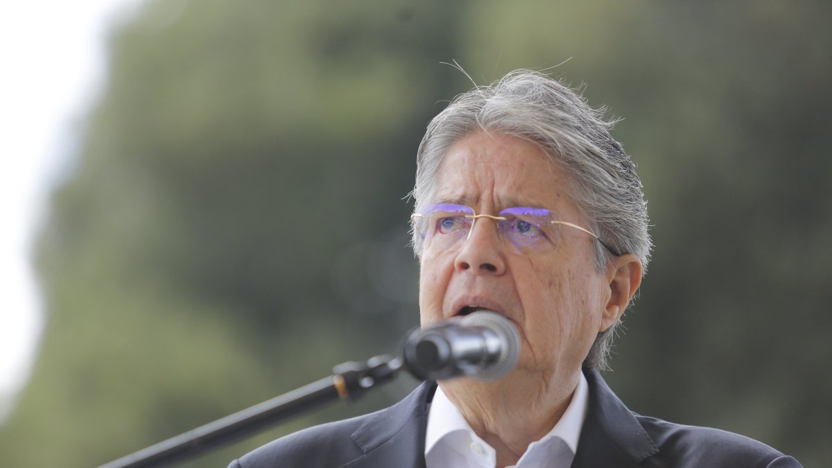 Lasso, y otros funcionarios más, fue denunciado por el delito de asesinato.