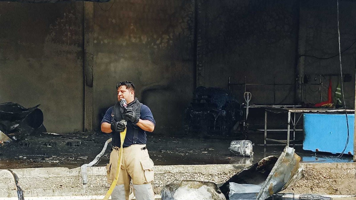 Según los bomberos, un circuito sería la causa del percance