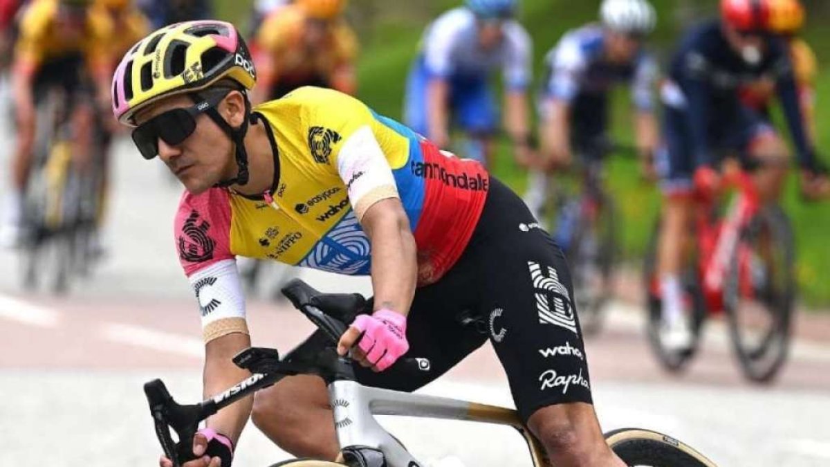 La 'locomotora del Carchi' sufrió una fuerte caída en el Tour de Francia.