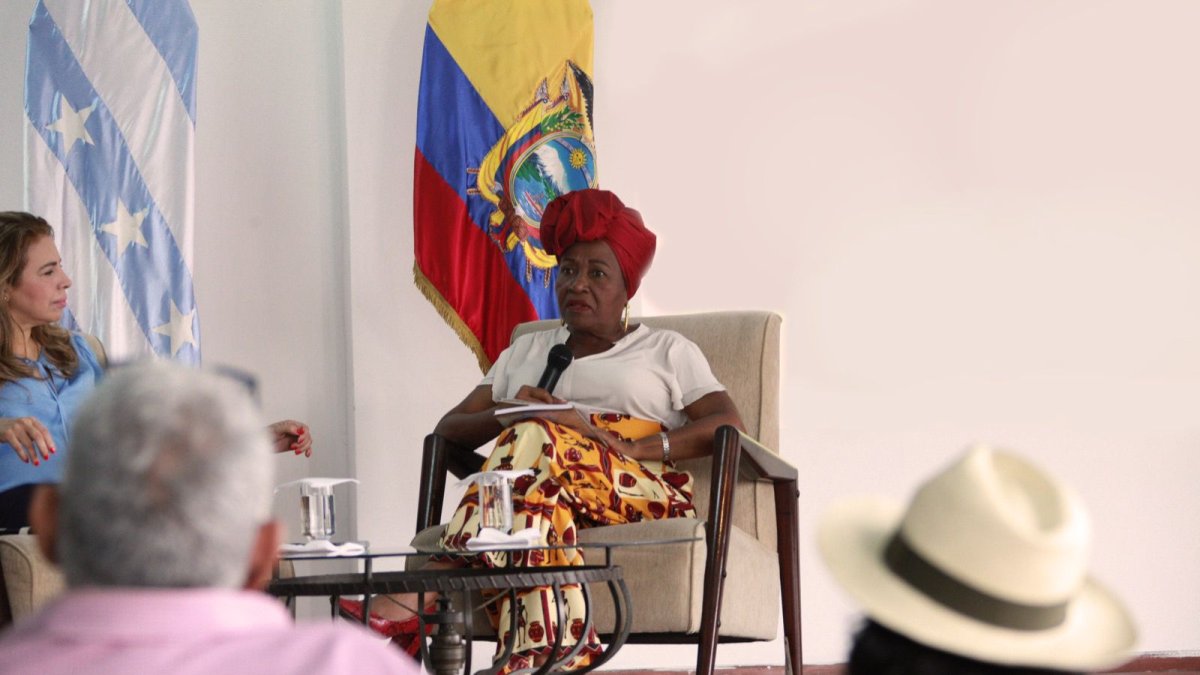 Una de las actividades de este martes es el conversatorio.