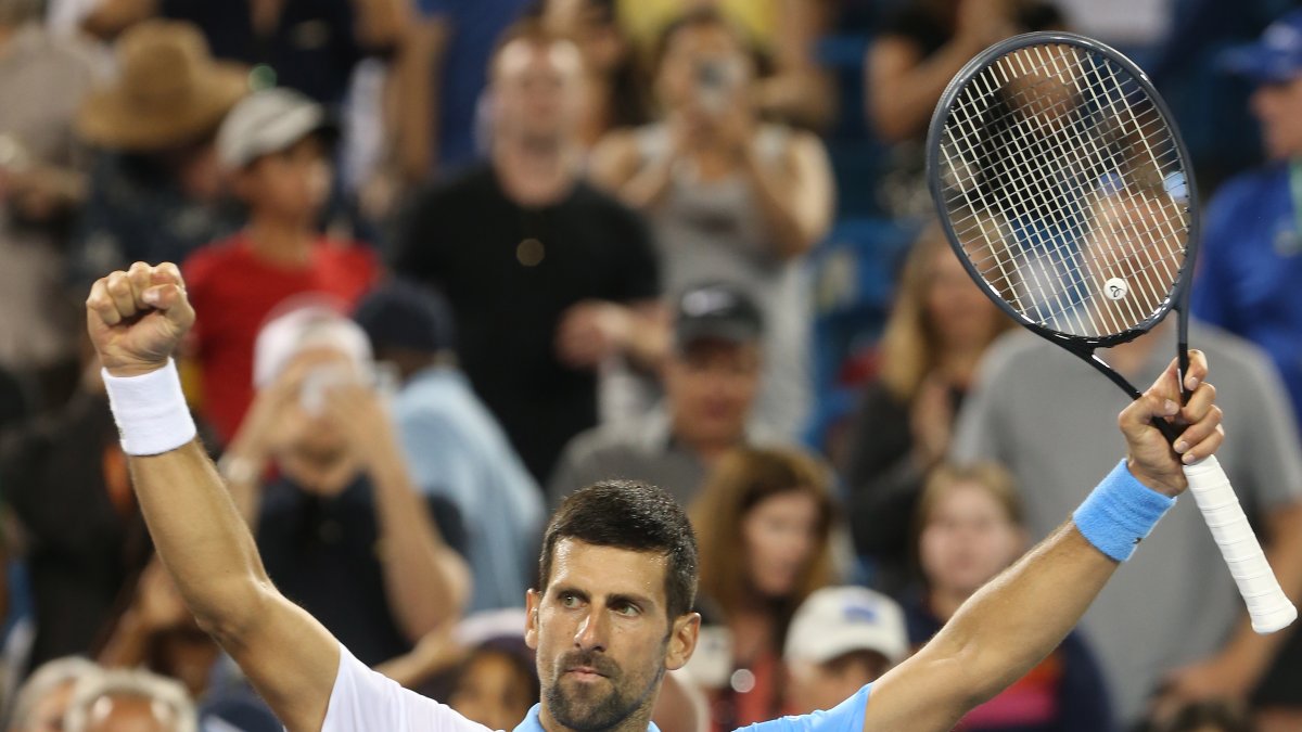 El serbio venció a Alcaraz en la final por 5-7, 7-6(4) y 7-6(4).