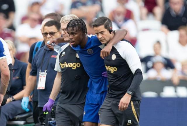 Chelsea’s Carney Chukwuemeka Out for Six Weeks After Knee Injury Against West Ham United