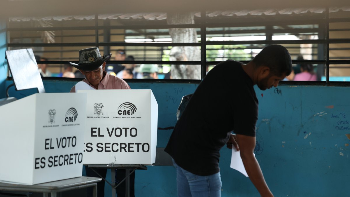 En las elecciones se eligieron binomio presidencial, asambleístas y consulta sobre el Yasuní y Chocó Andino