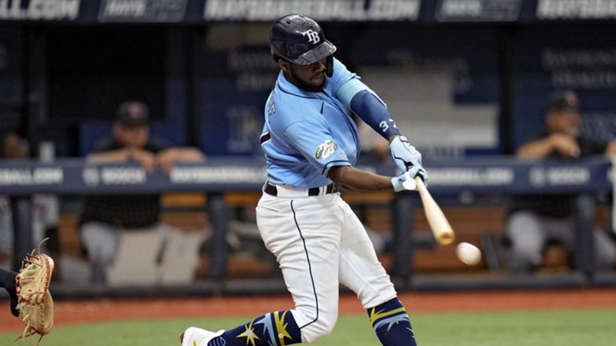 Osleivis Basabe comandó la paliza de 12-4 de los Rays a Rockies.