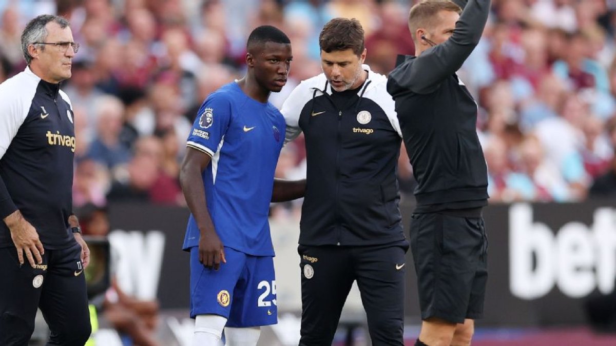 Caicedo ingresó en la etapa de complemento, en derrota 3-1 ante West Ham.