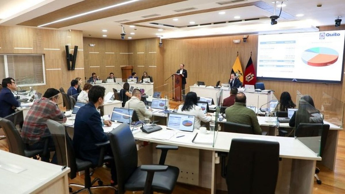 Sesión. Miembros del Concejo Metropolitano durante la última sesión.