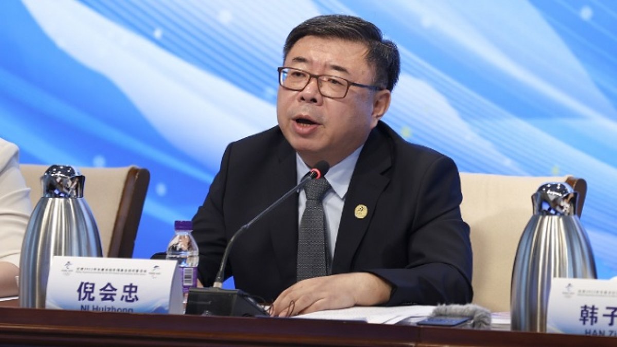 Recientemete lideró la oficina de gestión de deportes en el país asiático.