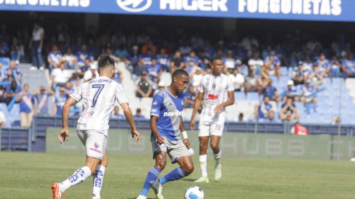 Emelec atraviesa por una larga ‘sequía’ de victorias. Con la caída ante Delfín, acumuló su sexto partido sin celebrar un triunfo.