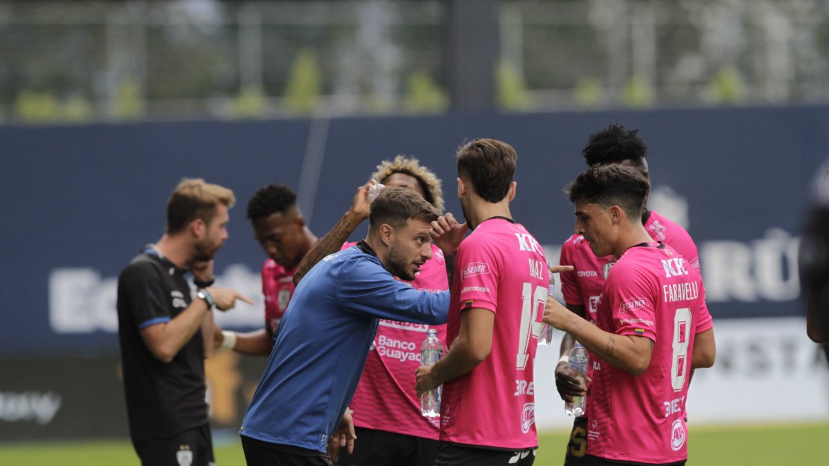 Martín Anselmi, DT de los rayados, señaló que tienen la tranquilidad de ser finalistas.