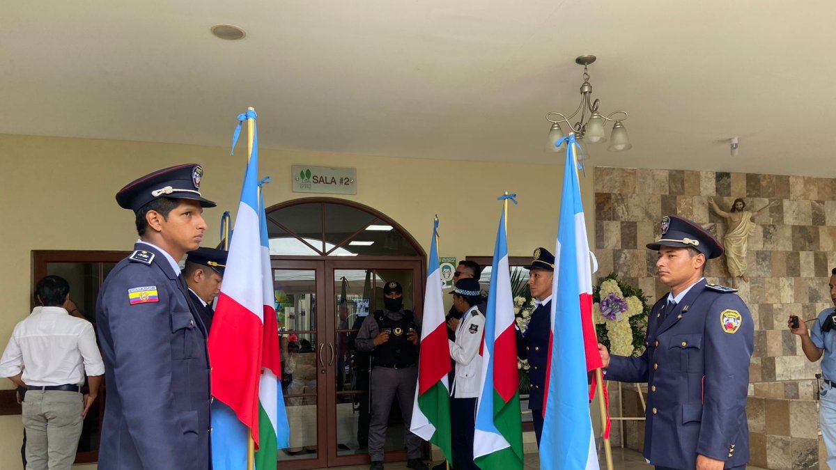 El Municipio de Machala rinde homenaje al por dos periodos exalcalde de la capital orense.