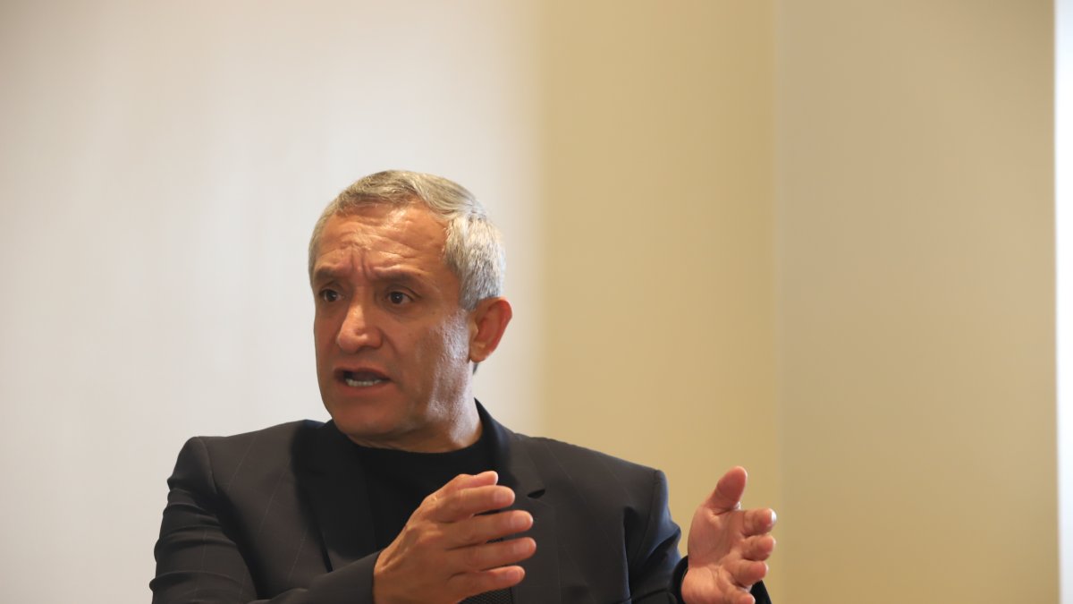 Patricio Carrillo también fue comandante general de la Policía Nacional, antes de ser ministro.