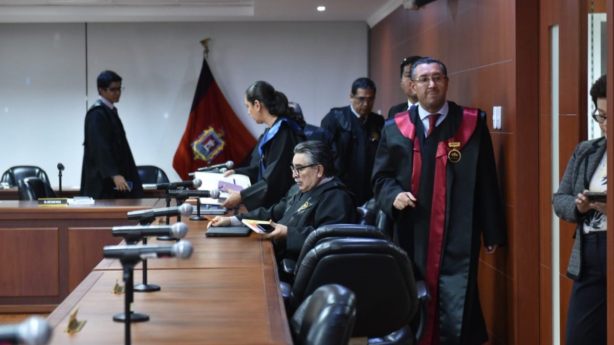 Pronunciamiento. El pleno de la Corte dijo que ya no confía en el titular de la Judicatura.