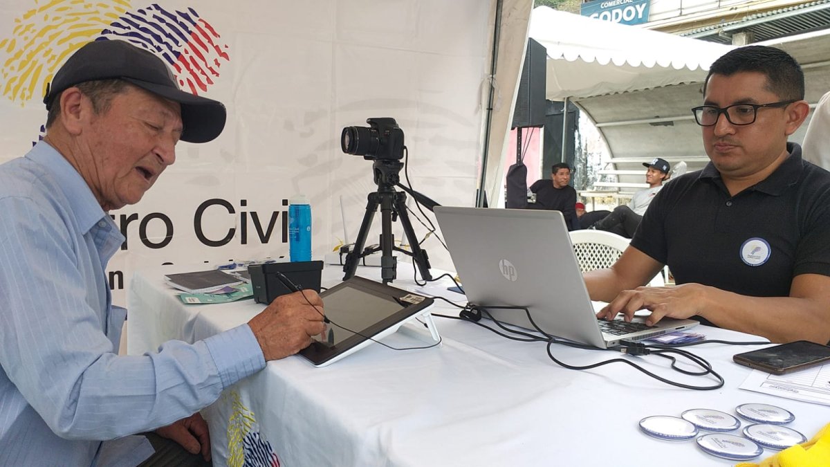 El Registro Civil tiene un programa que acerca los servicios de cedulación a los ciudadanos que pertenecen a los grupos de atención prioritaria.