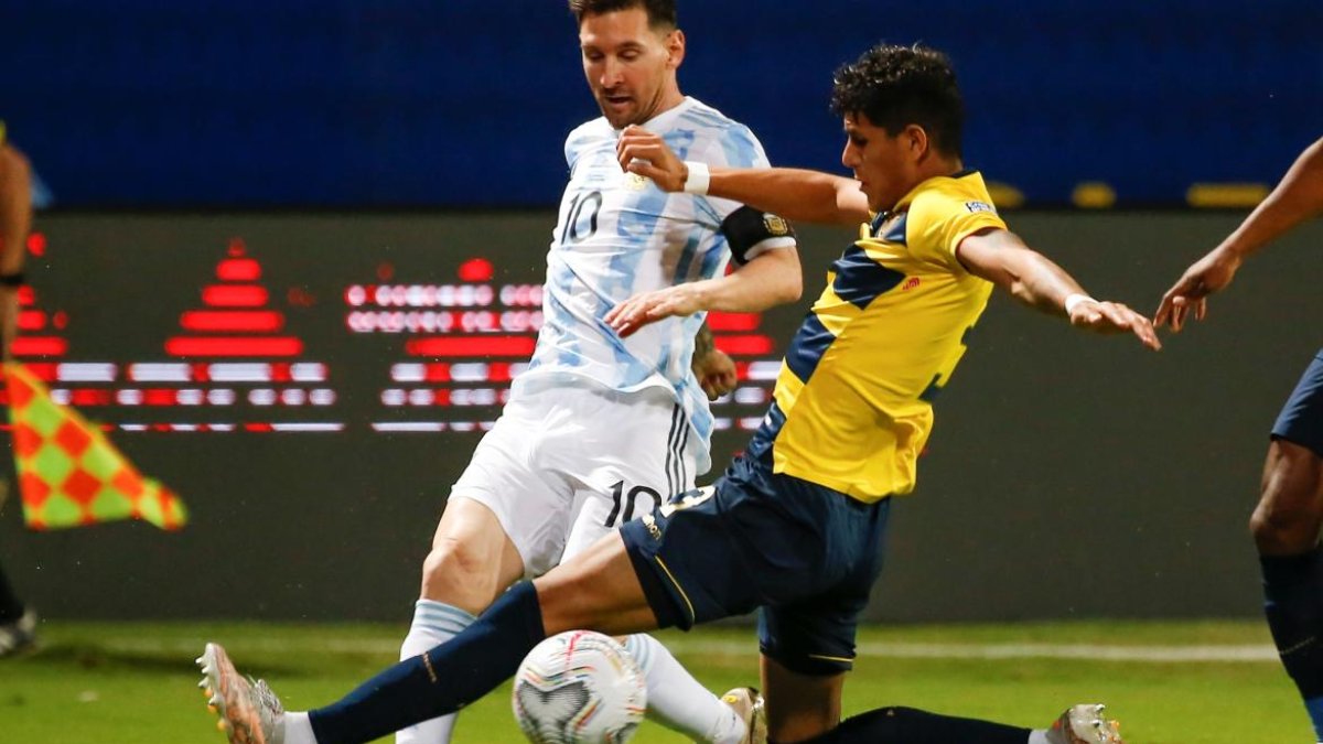Ecuador perdió contra Argentina en 2020 por eliminatorias sudamericanas rumo a Qatar 2022.