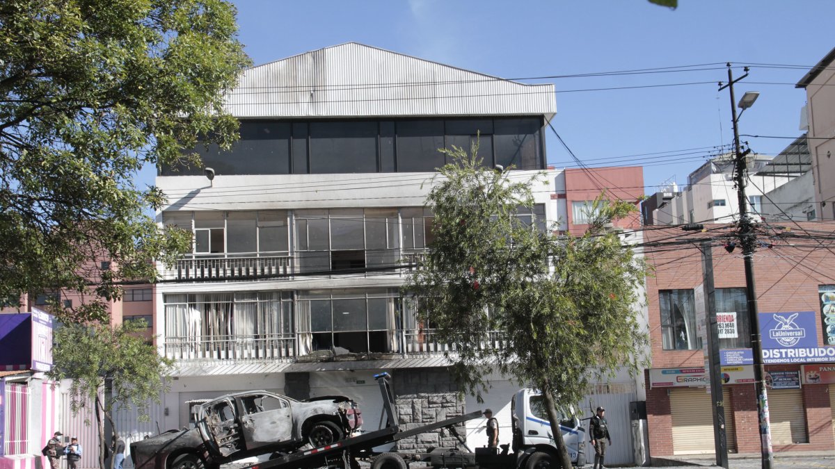 En menos de 24 horas se presentó un nuevo atentado en la capital ecuatoriana.