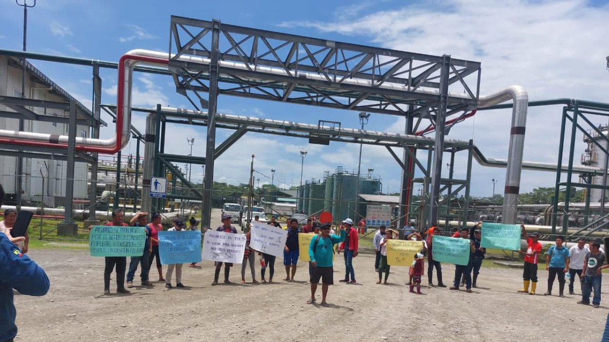 Comuneros protestaron este 1 de septiembre de 2023 para mantener la producción petrolera en el Yasuní.