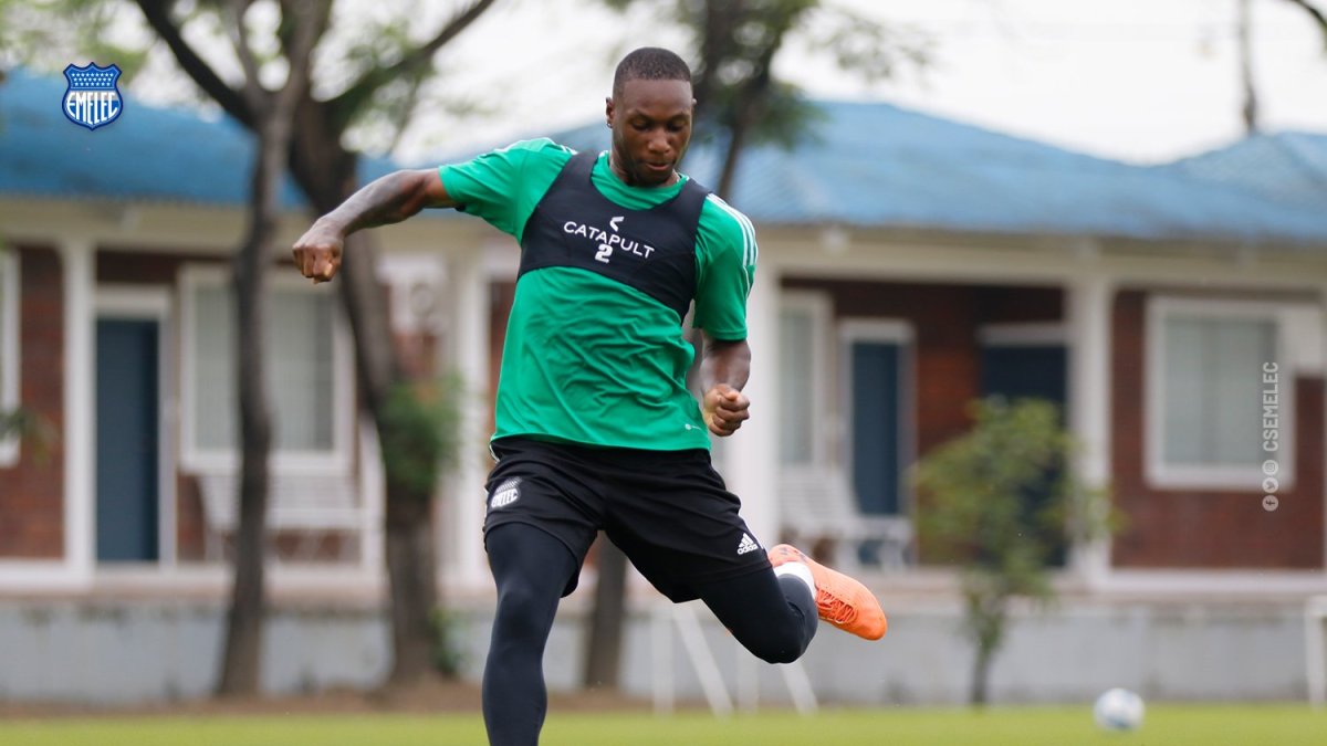 Aníbal Chalá protagonista con el Club Sport Emelec en la temporada 2023.