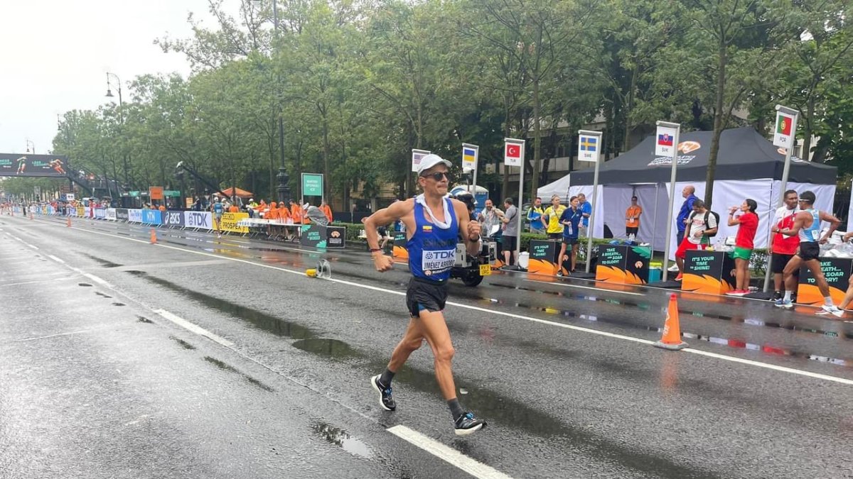 Jordy durante su participación en el Mundial de Budapest, donde terminó en el puesto 20 haciendo 1:20:08.