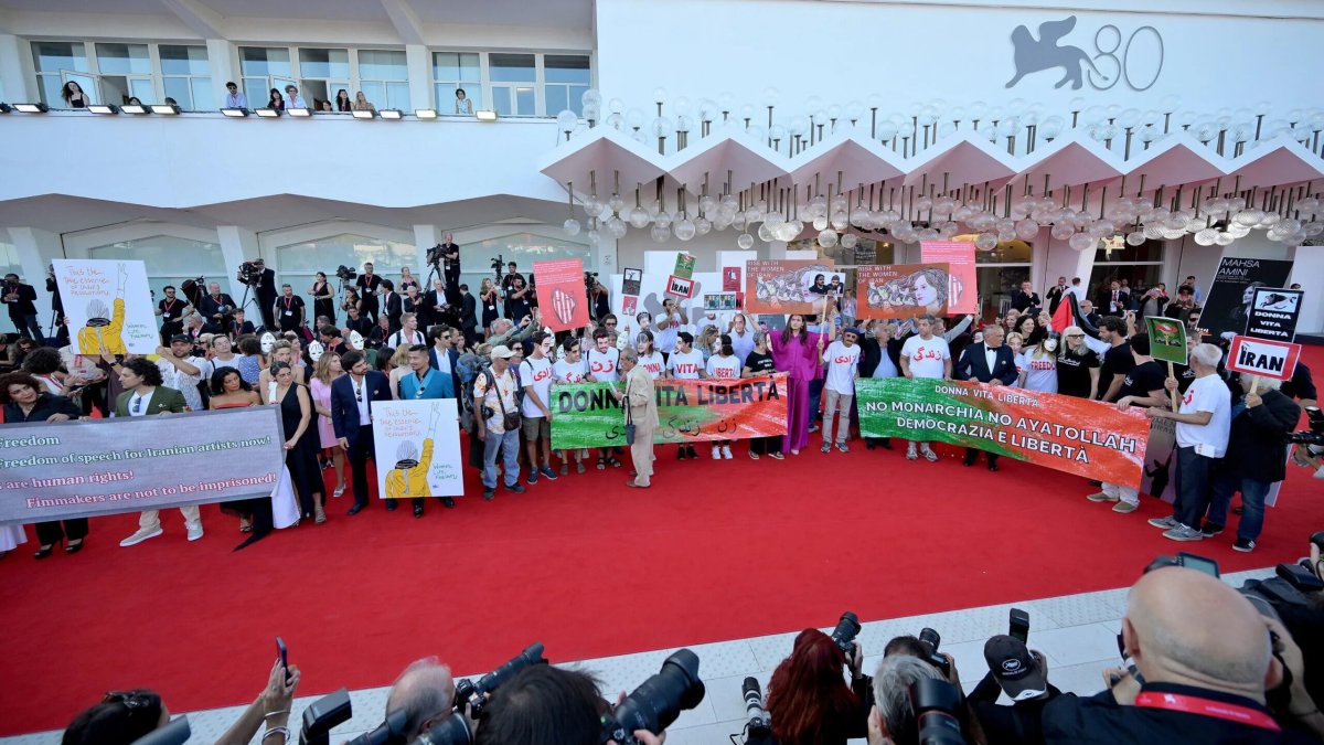 El Festival de Venecia se solidariza con Irán al grito de 