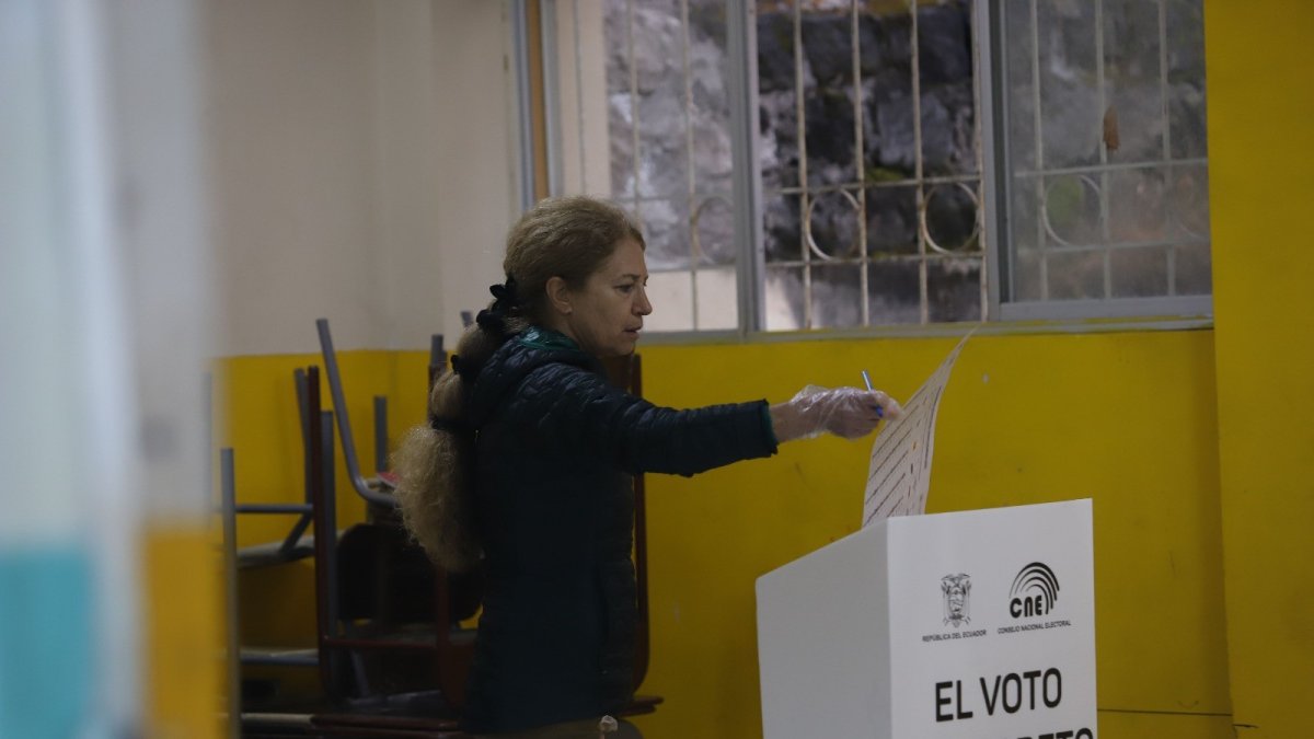 Comicios. El próximo 15 de octubre será la segunda vuelta de las elecciones anticipadas.