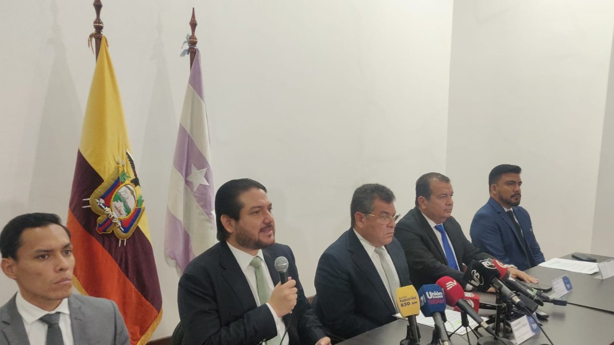 Autoriades de Aduana y el MAG se refirieron al tema.