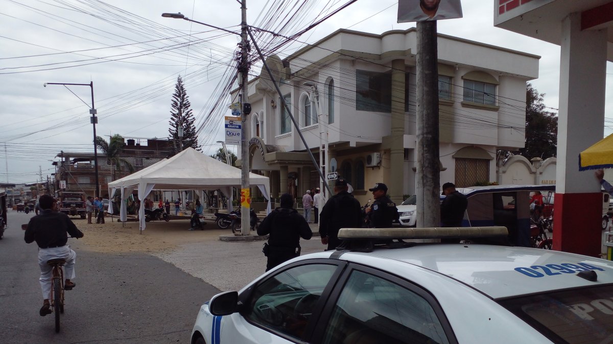 La sala de velación quedó vacía de allegados y familiares y con resguardo policial.