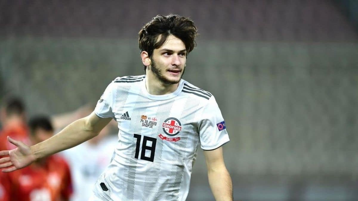 Kvaratskhelia ha marcado 10 goles en 22 partidos con los georgianos.
