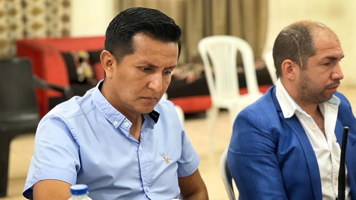 El concejal de Durán, Bolívar Vera (i), fue secuestrado la tarde de este jueves 7.