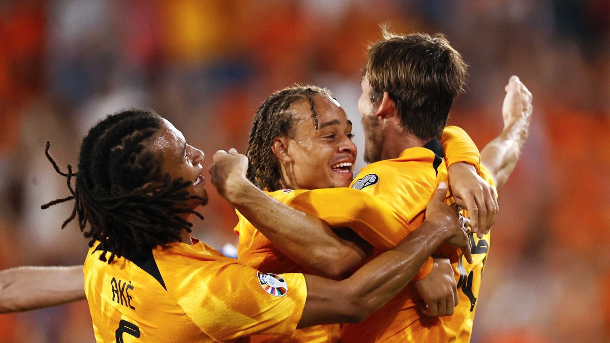 La 'naranja mecánica' resolvió el partido en el primer tiempo.