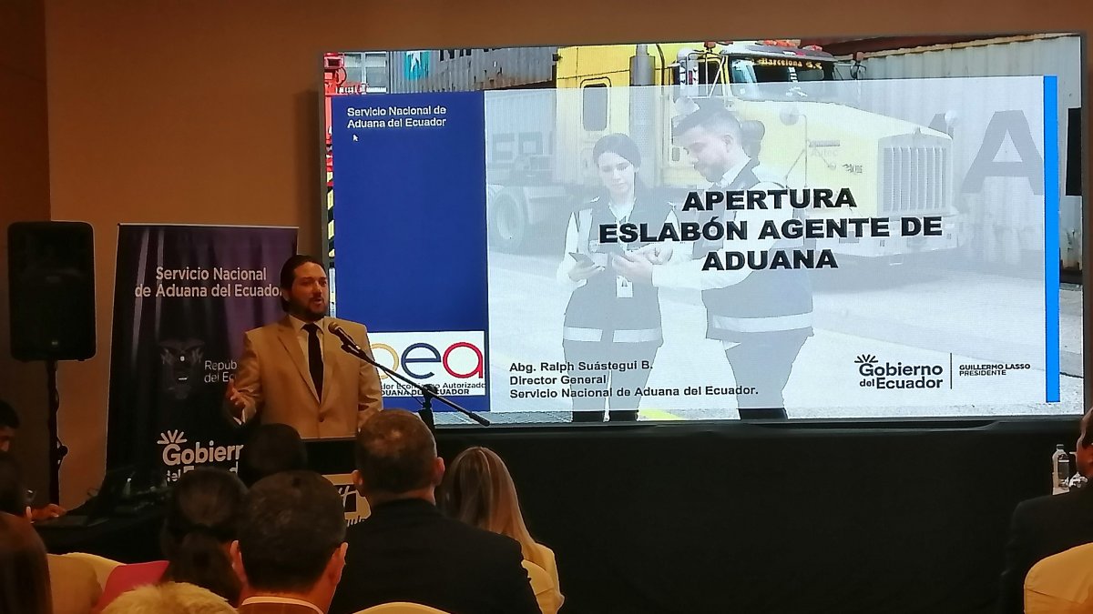 Evento.- Ralph Suástegui, director general del Servicio Nacional de Aduana de Ecuador.
