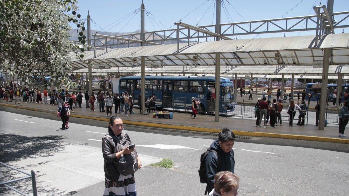 Trabas. A la estación La Ofelia debía llegar el proyecto, un sistema de teleférico, que intentaba ser de transportación para unir los barrios ubicados en el noroccidente de la capital.
