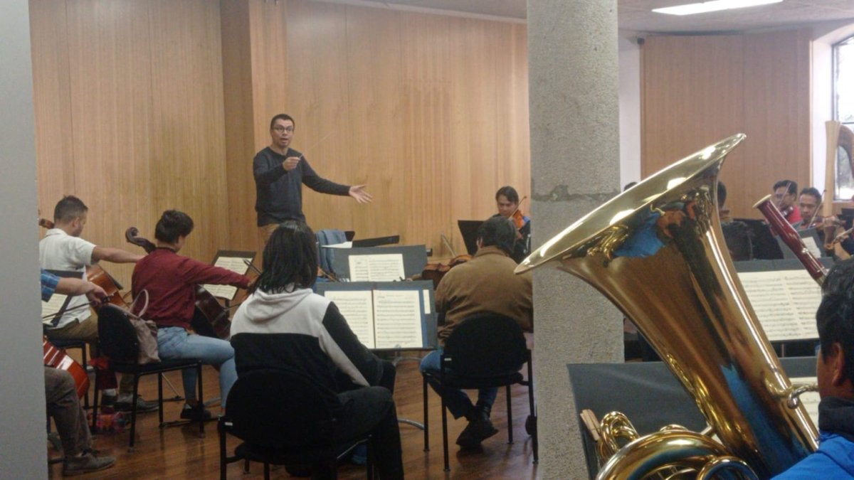 Ensayos. La orquesta revisa parte del repertorio que presentará durante el concierto de la noche del 15 de septiembre de 2023.
