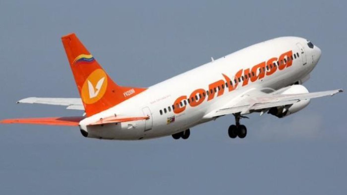 Aerolínea.- Una de las naves de la empresa estatal Conviasa.