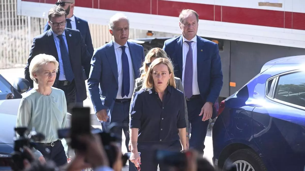 Meloni y Von der Leyen llegan a Lampedusa en plena crisis migratoria