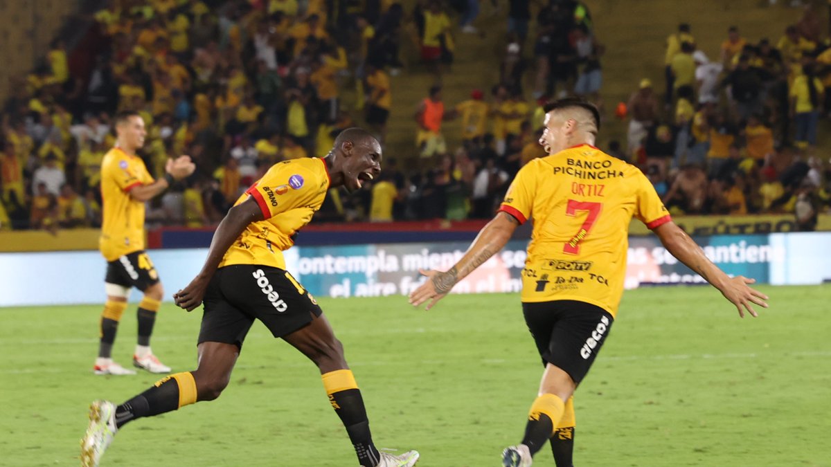 Barcelona logró quedarse con los 3 puntos ante LDU.